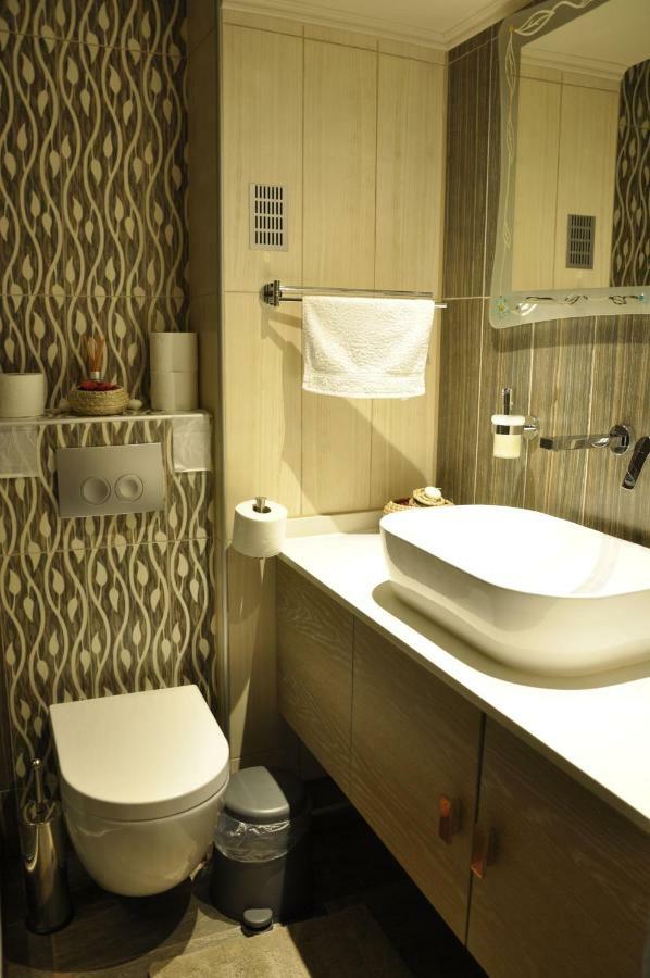 סלוניקי Agias Sofias Street Luxurious Studio מראה חיצוני תמונה